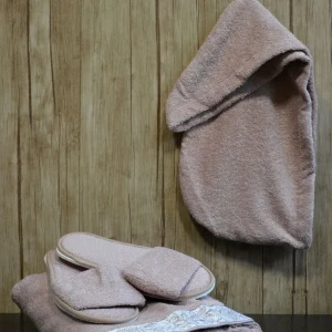 Жіночий набір для сауни рушник, тапочки, чалма  Pupilla Brode Брудно-рожевий