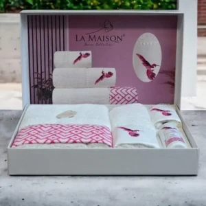 Подарунковий набір рушників La Maison, 3 шт. з ароматом для будинку Edna